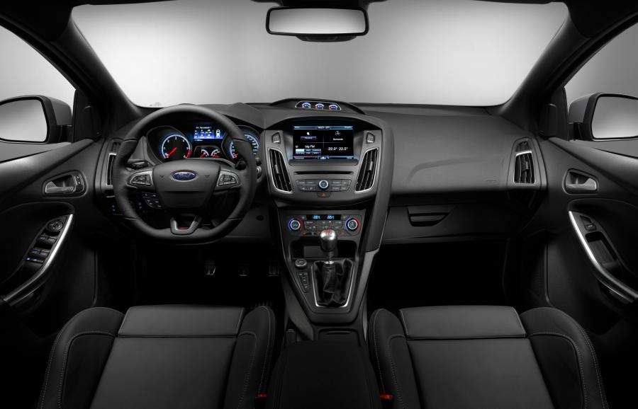  Ford Focus ST 2014 года  (фото 36 из 60)